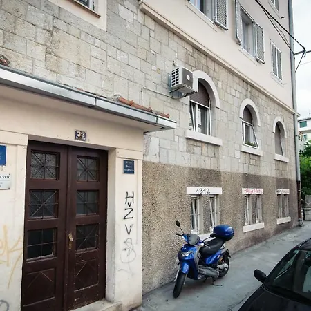 Private Accommodation Milisa Pensjonat